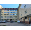 Однокомнатная квартира площадью 26 5 кв м Есть детская площадка Холодное центральное водоснабжение Автономная котельная горячая вода отопление Дом