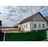 Продаёт жилой дом общей площадью 57 1 кв м (жилая площадь 31 кв м) с кадастровым номером 48:05:0400423:53 и земельный участок площадью 1 546 кв м с